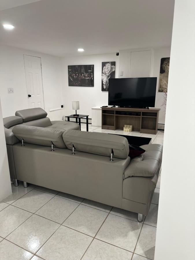 Cozy Spacious Guest Suite 엥글우드 외부 사진